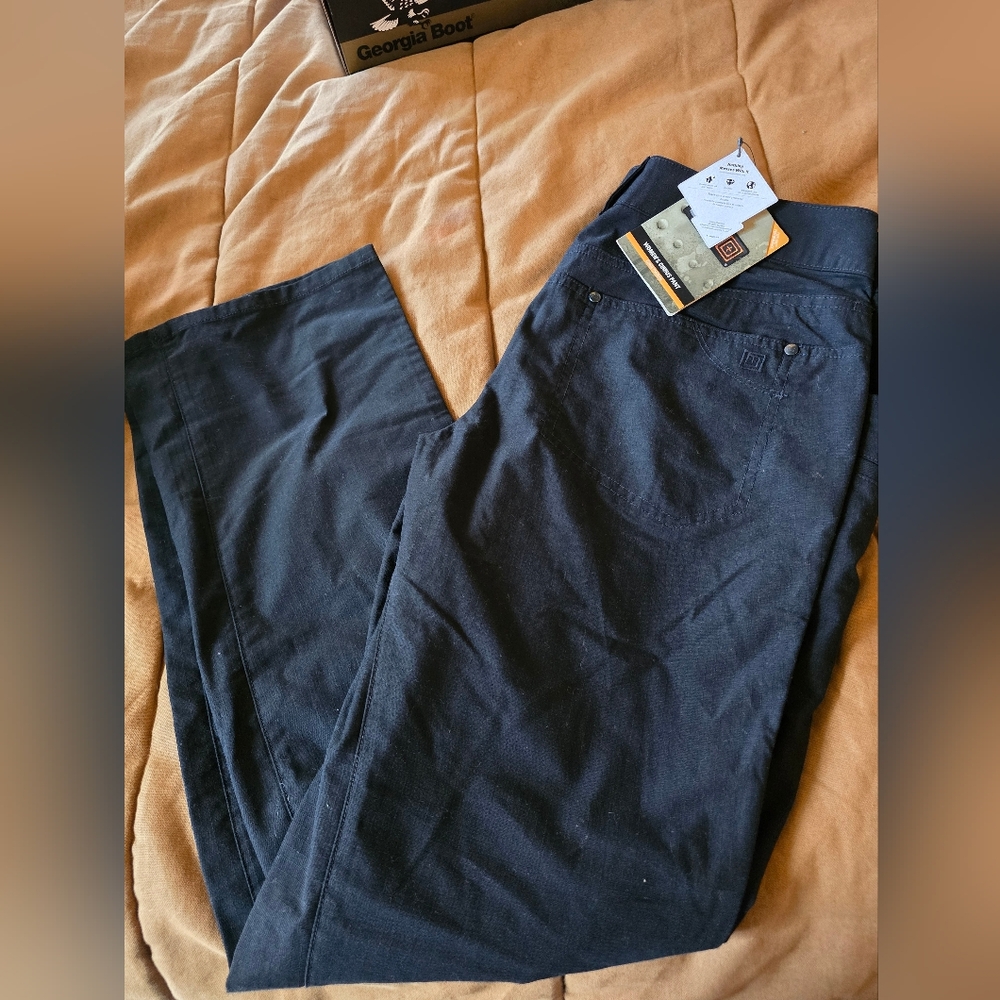 5.11 Tactical Women's Cirrus Pant in Black